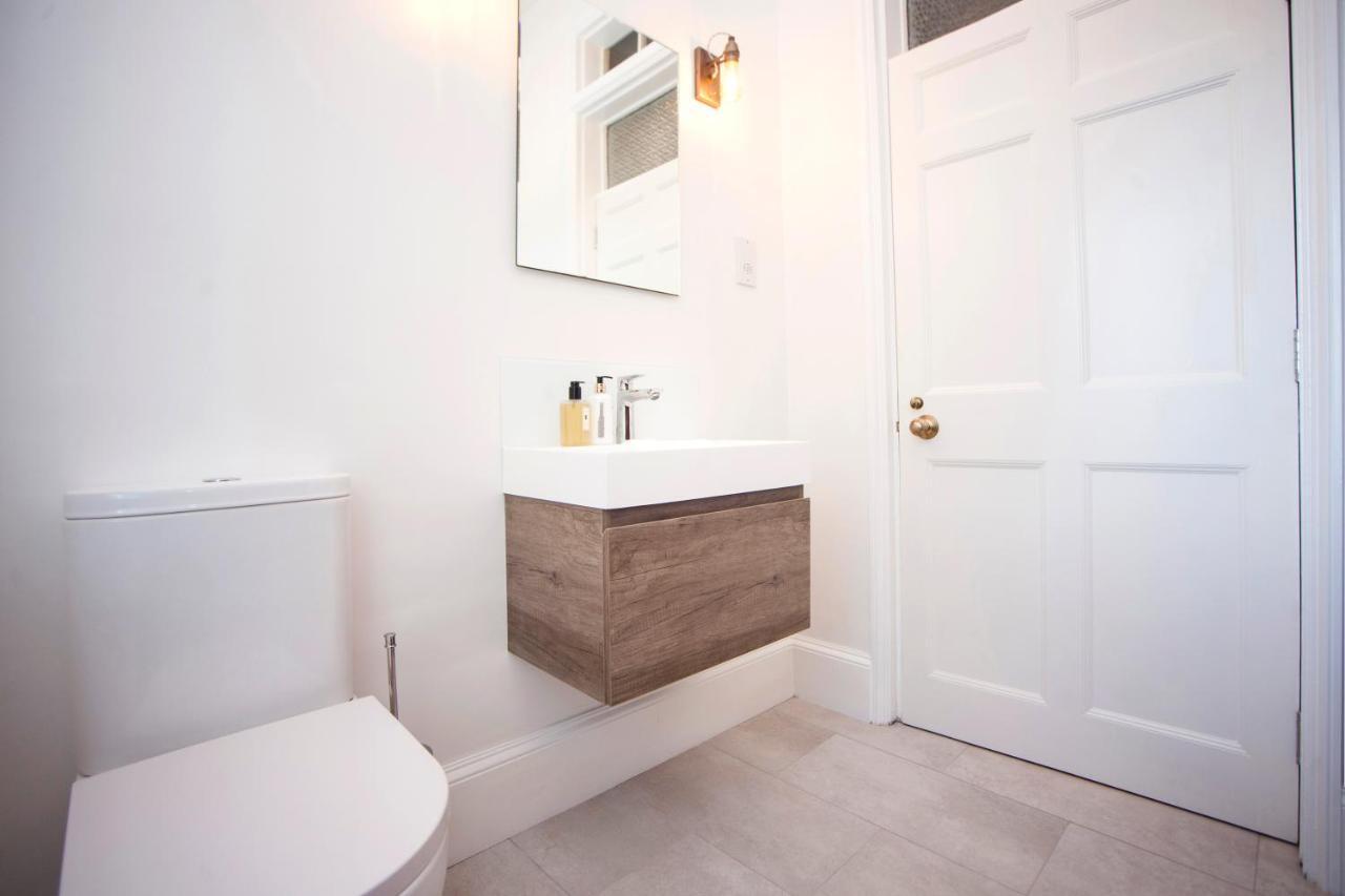 City View - 11 Southcot Place Bath Eksteriør bilde