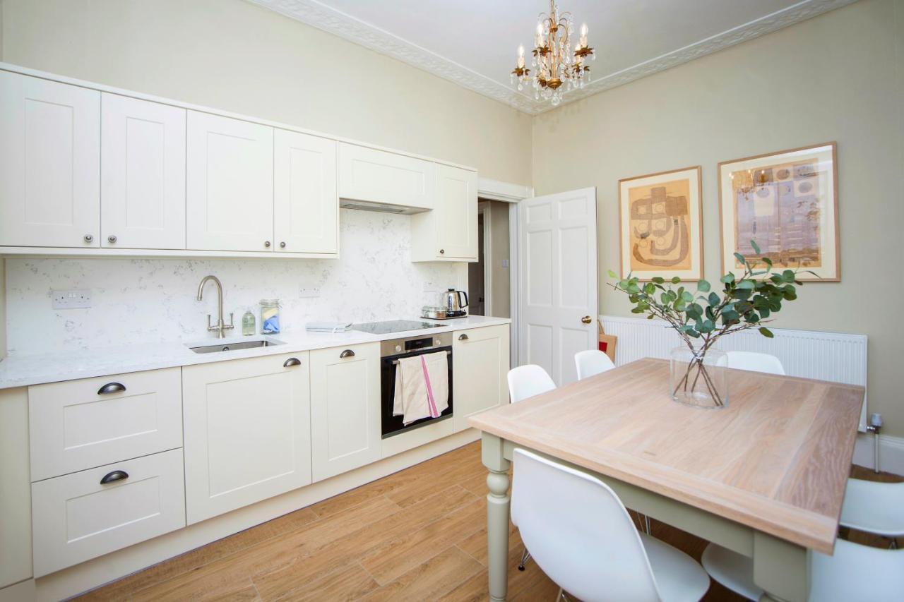 City View - 11 Southcot Place Bath Eksteriør bilde